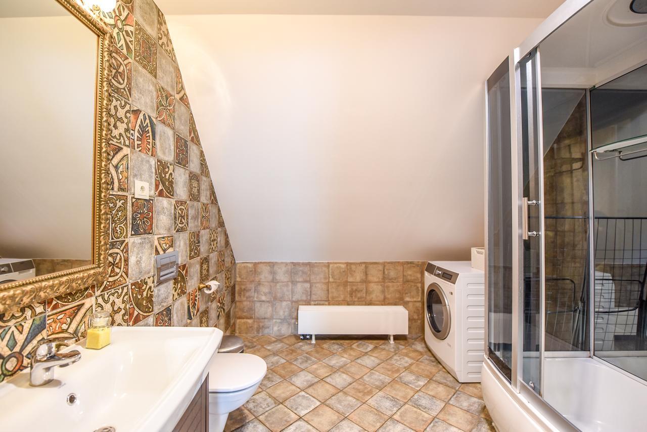 Kubu 4-Rooms Apartment Klaipeda Ngoại thất bức ảnh